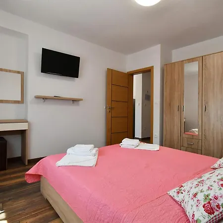 2 Bedroom In